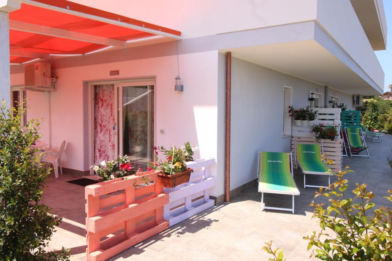 Ferienwohnung Chiaro Di Luna Santa Domenica  Exterior foto