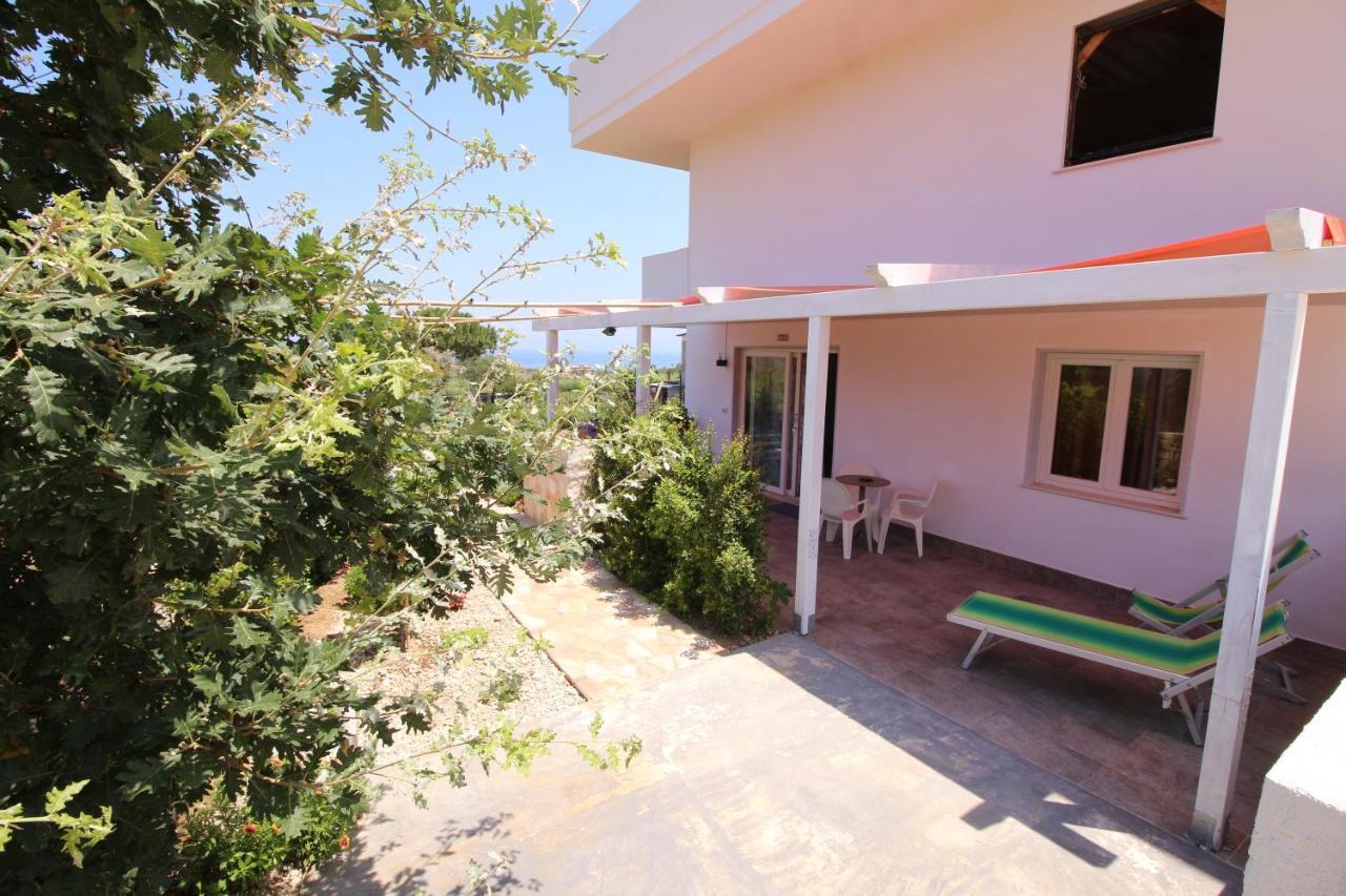 Ferienwohnung Chiaro Di Luna Santa Domenica  Exterior foto